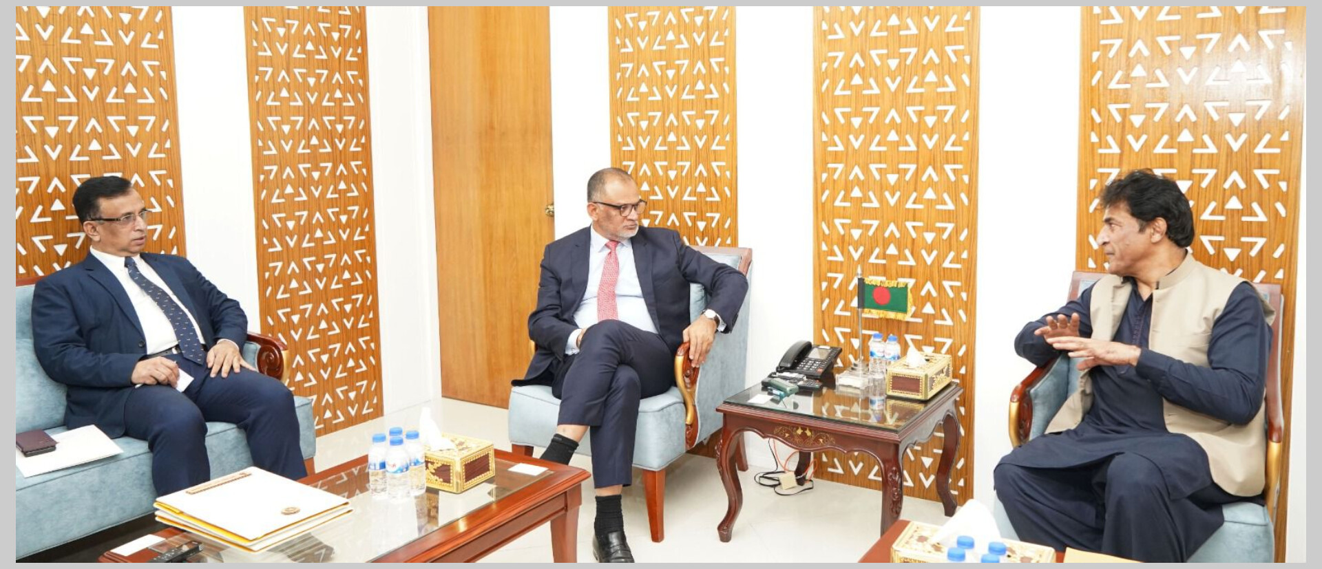 রমজানকে সামনে রেখে নিত্যপণ্যের সরবারহ বাড়াতে পদক্ষেপ নেওয়া হচ্ছে: বাণিজ্য উপদেষ্টা